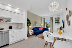 Casa Magical 1 Bedroom Suite | Living area
