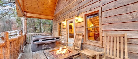 Cabin, 1 Bedroom | Terrace/patio