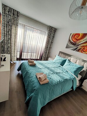 1 bedroom, iron/ironing board, WiFi, bed sheets
