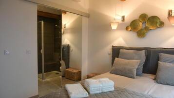 4 Schlafzimmer, BĂŒgeleisen/BĂŒgelbrett, Reisekinderbett, kostenloses WLAN
