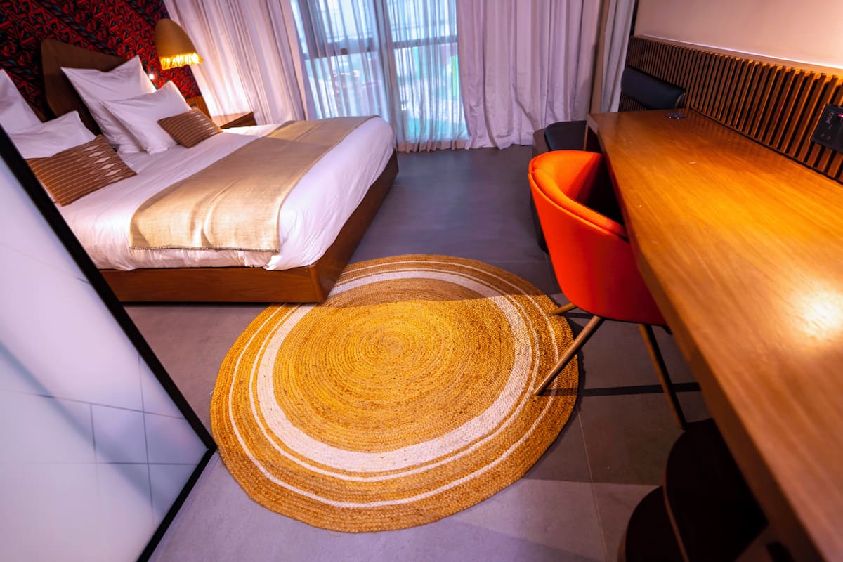 Coffres-forts dans les chambres, bureau