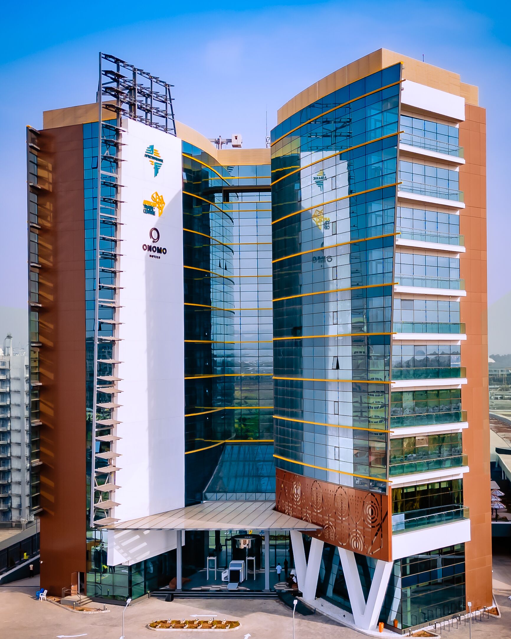 المنشأة من الخارج