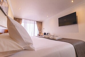 In-room safe, desk, laptop workspace, blackout drapes