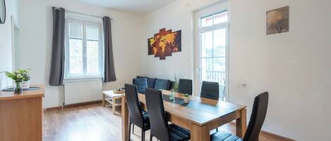 Espace de travail pour ordinateur portable, rideaux occultants