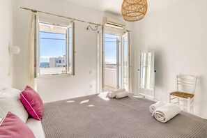 4 chambres, fer et planche à repasser, Wi-Fi, draps fournis