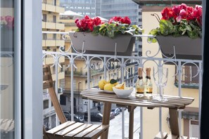 华丽四人房, 阳台, 城市景观 | 阳台