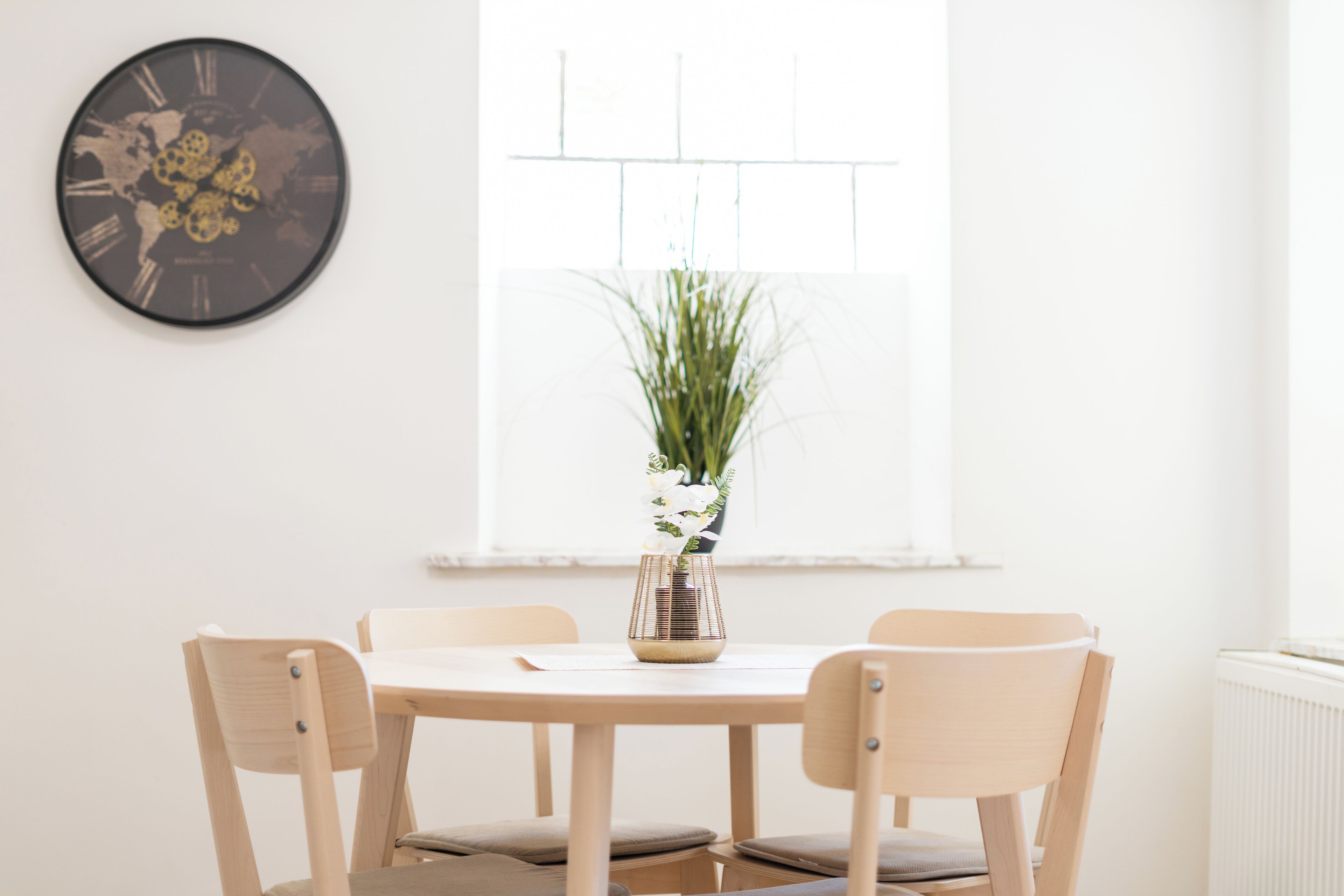 Superior Apartment, 2 Bedrooms, Non Smoking, Kitchen | In-room dining