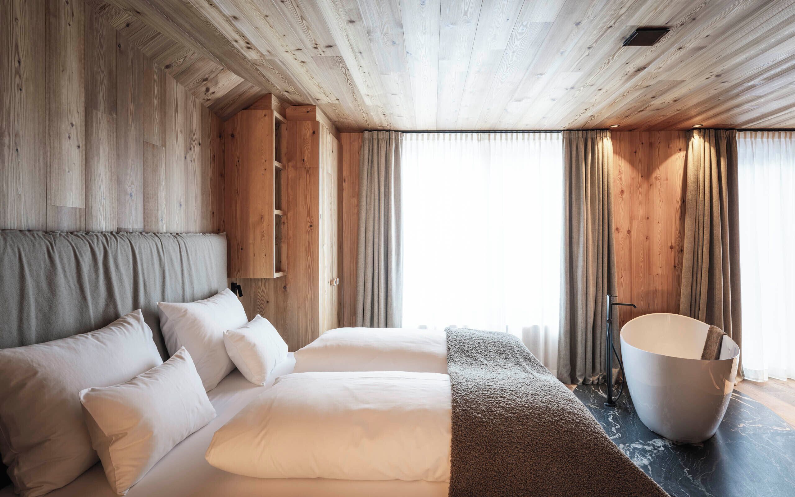 Luxury Loft, Mountain View With Finnish Sauna | Hochwertige Bettwaren, Daunenbettdecken, Select-Comfort-Betten