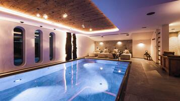 Piscine couverte