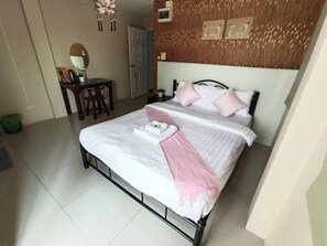 Superior Double Room, City View | Premium bedding, free WiFi, bed sheets