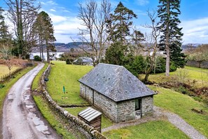 Property grounds - The Turbine House (Achahoish)