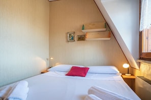 3 habitaciones, wifi gratis y ropa de cama