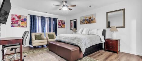 5 bedrooms, in-room safe, desk, iron/ironing board