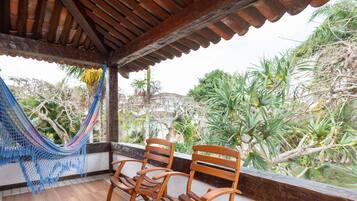 Casa, 4 quartos, piscina particular | Terraço/pátio