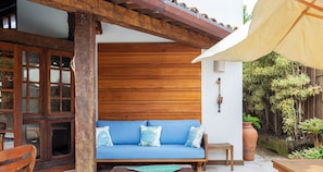 Villa | Terrace/patio