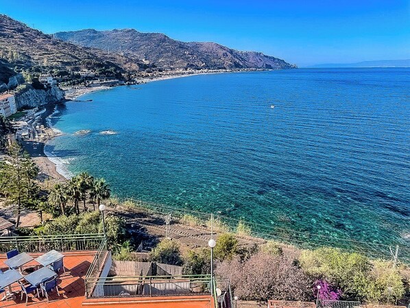 Aerial view - Hotiday Taormina Mare (Taormina)