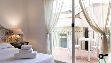 Coffres-forts dans les chambres, Wi-Fi gratuit