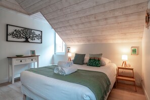 2 chambres, fer et planche à repasser, accès au Wi-Fi (inclus)