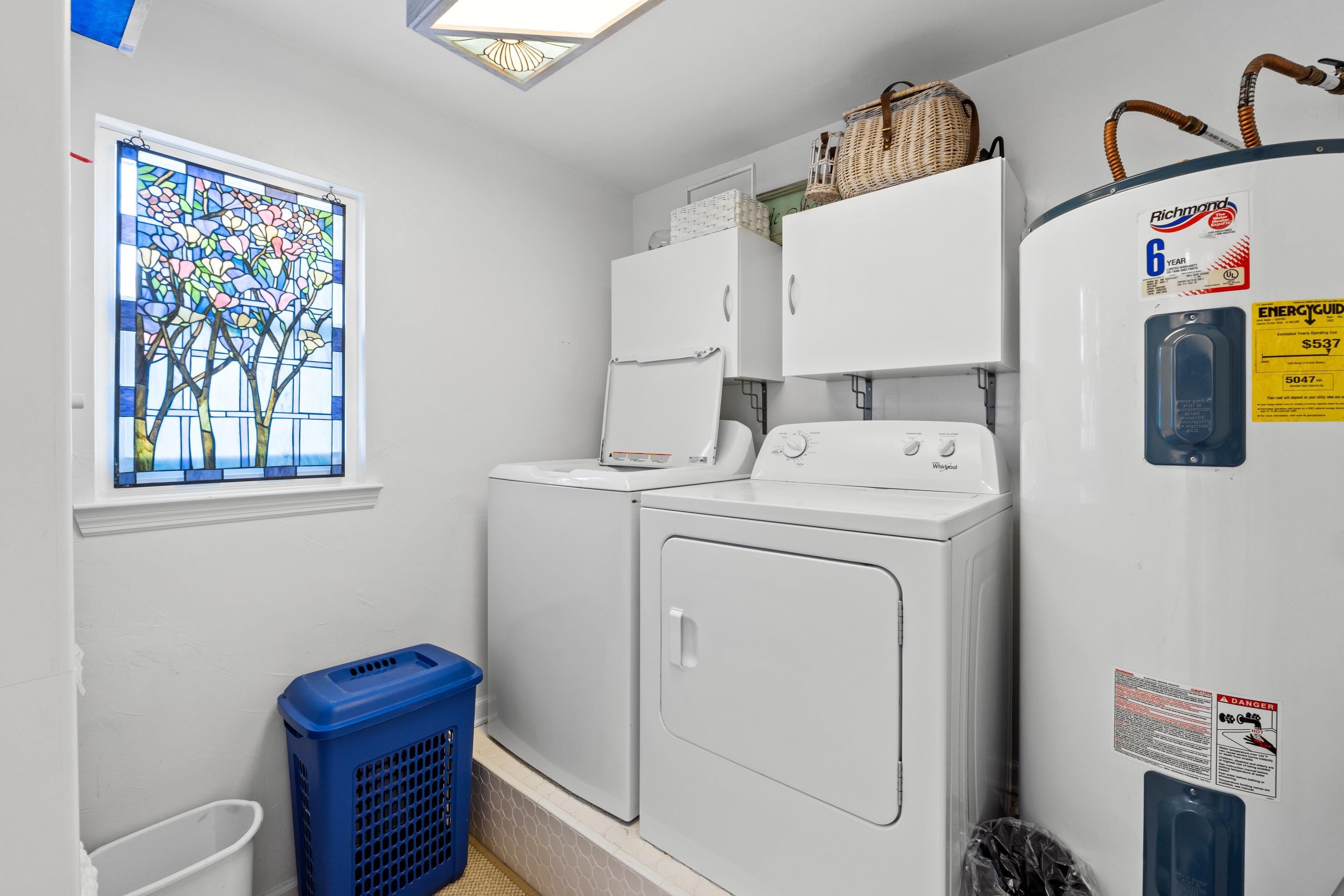 House, Multiple Beds (Blue Moon) | Interior