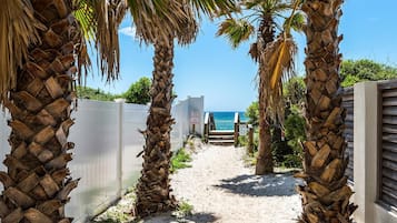 House, Multiple Beds (Floridays on 30A) | Property grounds