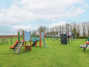 Children's area - 21 Bay View (New Quay)