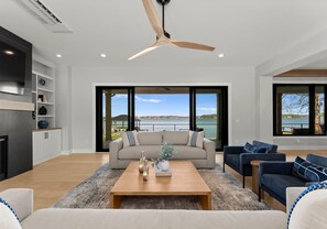 Luxury House, Multiple Beds (Circle Hollow) | Living area - Circle Hollow (Denver)