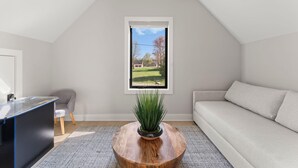 Luxury House, Multiple Beds (Circle Hollow) | Living area - Circle Hollow (Denver)