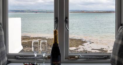 2 Bed apartment in a fantastic waterfront setting