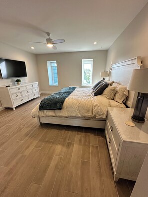 2 slaapkamers, een bureau, gratis wifi, beddengoed