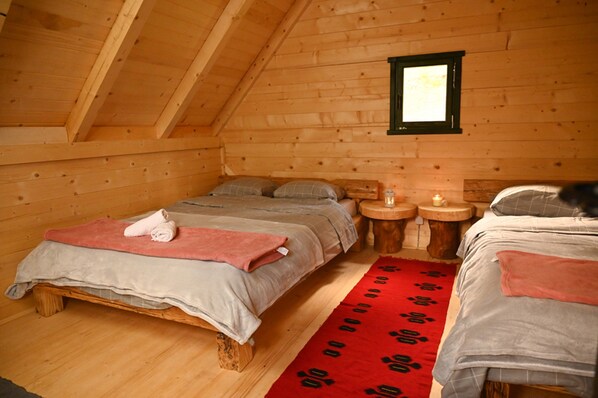 Basic Bungalow, Mountain View