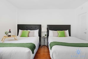 1 habitación, tabla de planchar con plancha, wifi y ropa de cama