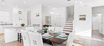 Grand EXEC Golf 4BR Pool Home Near Disney