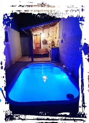 Indoor pool - Swimming pool, leisure and fun in Cabo Frio. (Bairro Nova Califórnia Cabo Frio)