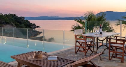 Arte Suites Pefki