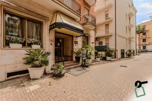 Exterior - Hotiday Room Collection - Alassio Centro (Alassio)