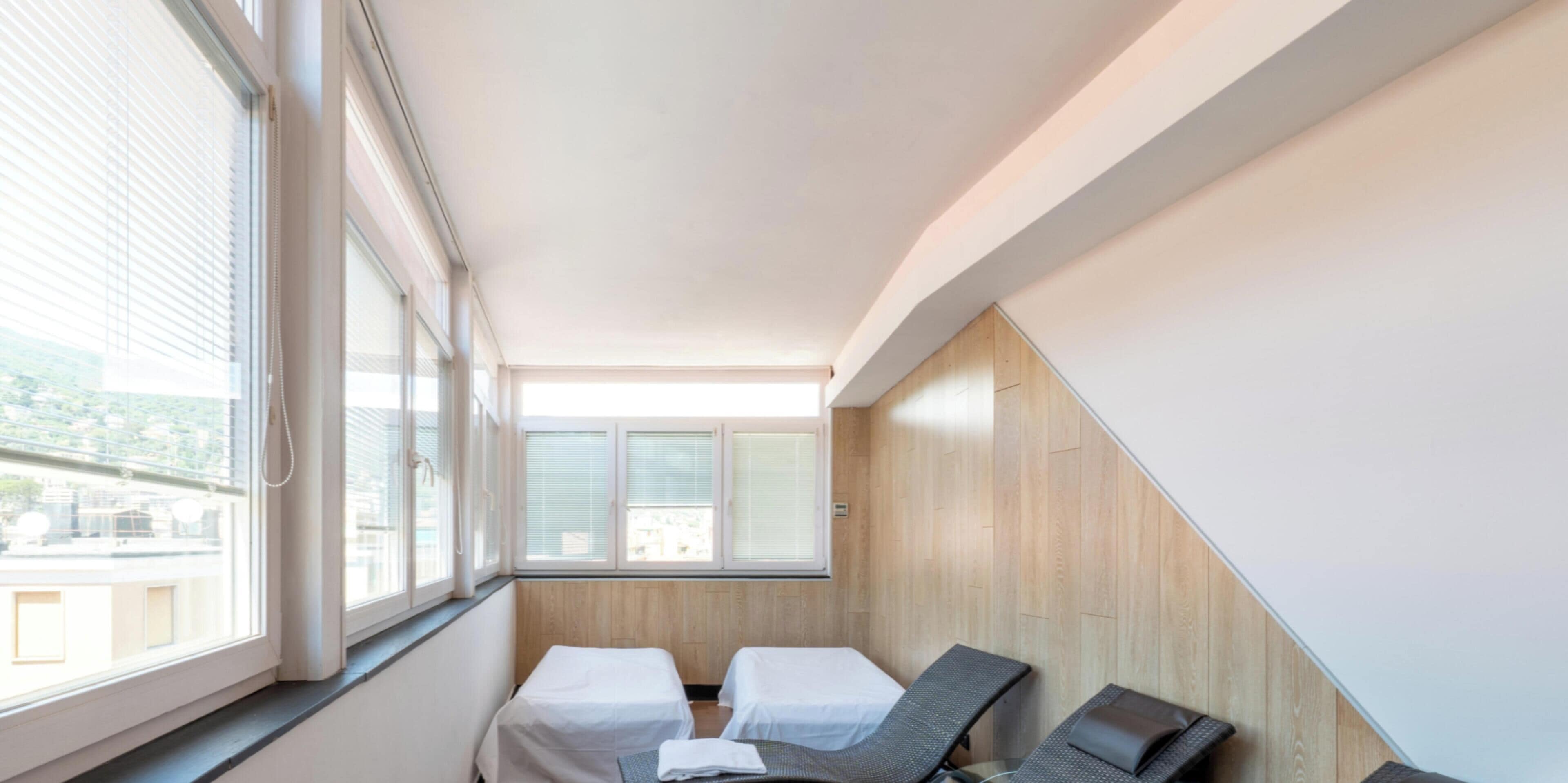 Sauna, hot tub, massages