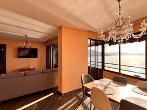 Dining - FRONT LINE BEACH PENTHOUSE (Almuñécar)