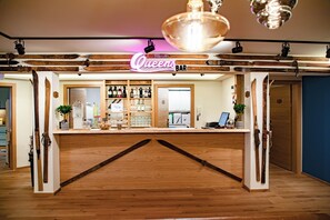 Lobby - Roomie Alps Hostel (Kitzbuhel)