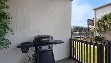 Townhome, 1 King Bed with Sofa bed (Seahorse Siesta) | Property grounds