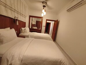 In-room safe, blackout curtains, soundproofing, iron/ironing board -  RED22 ALsalam suites (Salalah)