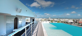 2-Bedroom Comfort with Rooftop Pool Views