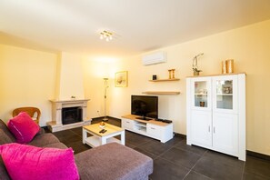 TV connectée, cheminée