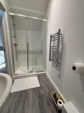 Chambre Double | Salle de bain