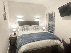 Chambre Double Deluxe, 1 lit double, non-fumeur, salle de bains attenante