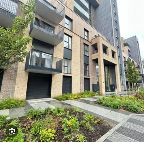 The Sunrise Den-Lovely 2 bedroom apartment/Parking