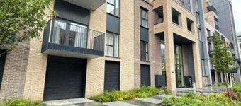 The Sunrise Den-Lovely 2 bedroom apartment/Parking