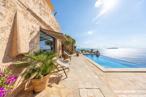 Pool - VILLA MYRIAM (Sant Joan de Labritja / San Juan)