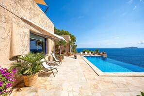 Pool - VILLA MYRIAM (Sant Joan de Labritja / San Juan)