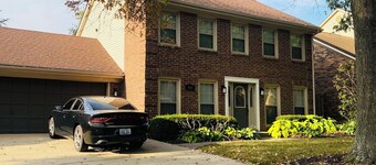 LexFunZone! Fam/Friendly Oasis! Great Park/Neighborhd! Hottub! GameRm! Sleep 8!