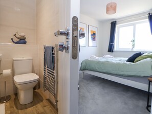 4 slaapkamers, individueel gedecoreerd, individueel gemeubileerd